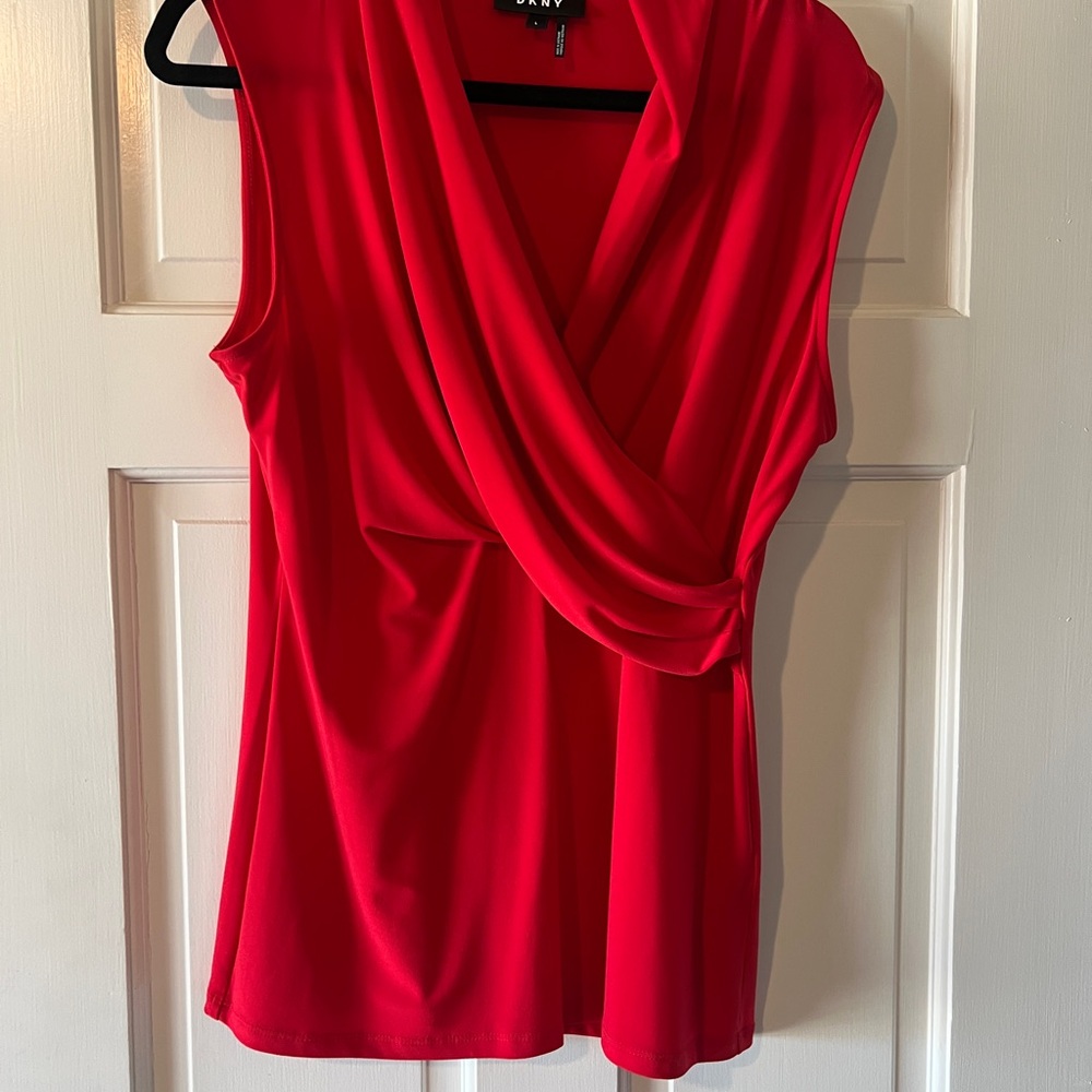 DKNY Womens SLEEVELESS WRAP Top Size L Red